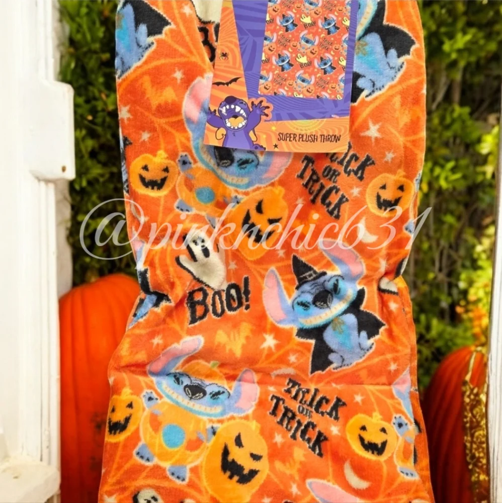 Disney Lilo and Stitch Super Plush Throw Halloween Blanket 50 x 70
